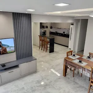 Amplo Na Quadra Mar Apartamento